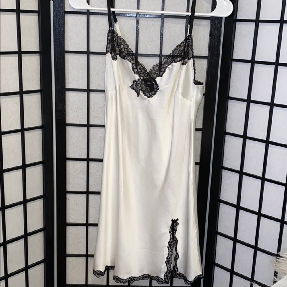 NWOT Victoria’s Secret sexy slip 💋 SMALL